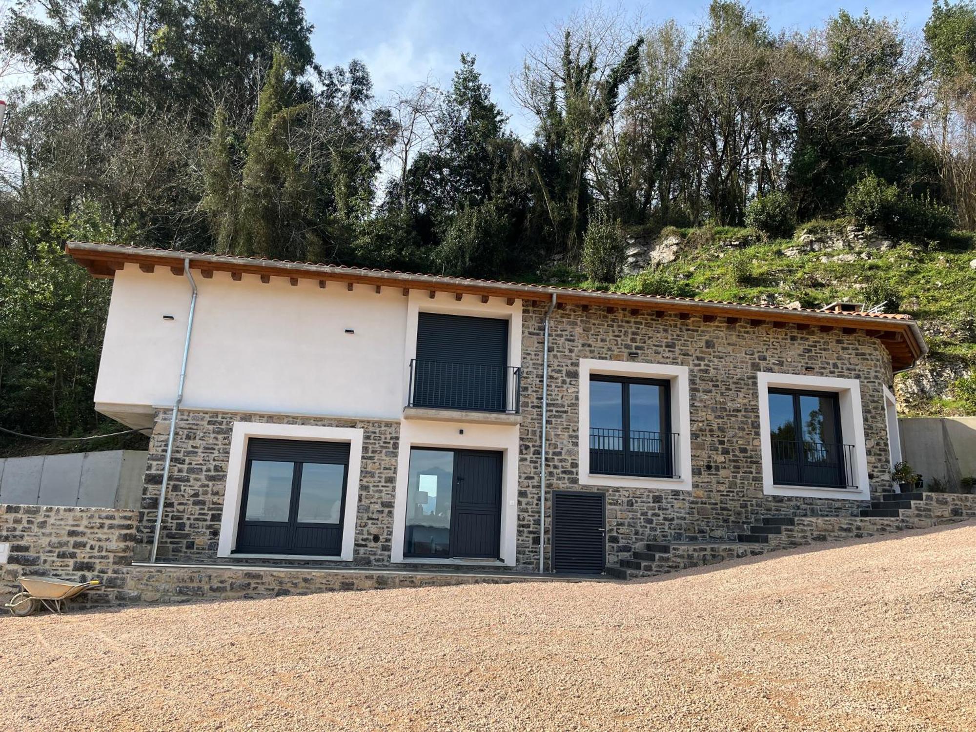Apartamentos Rurales El Solsuco Вилавичоза Екстериор снимка